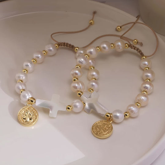 Elegant Saint Benedict Medal Adjustable Glass Bracelet: Spiritual Blessing Jewelry