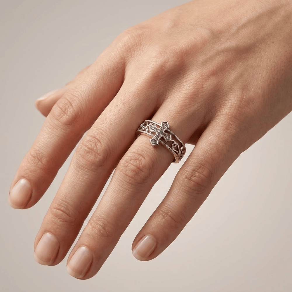 MOTHER'S PRAYER RING