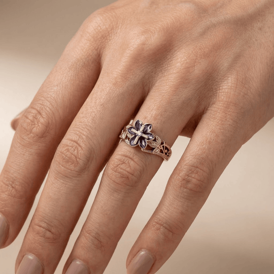 ROOTED LOVE RING